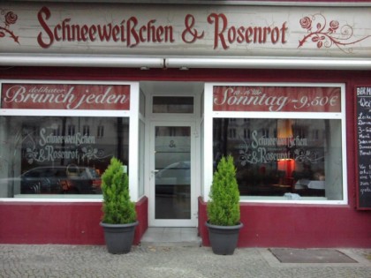 Photo: Schneewei&amp;szlig;chen &amp;amp; Rosenrot